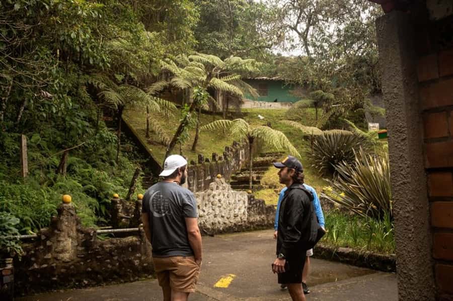 Medellin: Pablo Escobar, Dark Times & the New Medellin Tour - Pablo Escobar’s neighborhood stops: what you learn from the streets