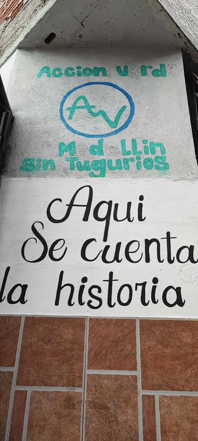 Medellín: Pablo Escobar Historical Tour Complete Experience - Key highlights at a glance
