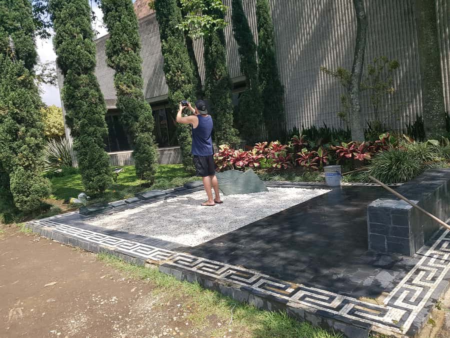Medellín: Pablo Escobar Jail Private Tour - Practical tips for your day in Medellín