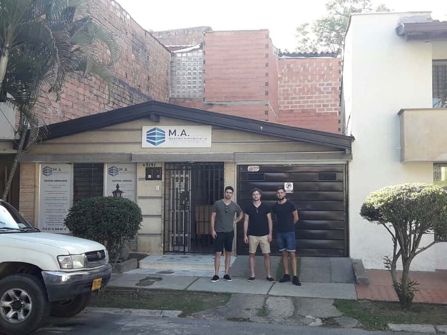 Medellin Pablo Escobar Tour - The Guides Make the Difference, and Names Keep Coming Up