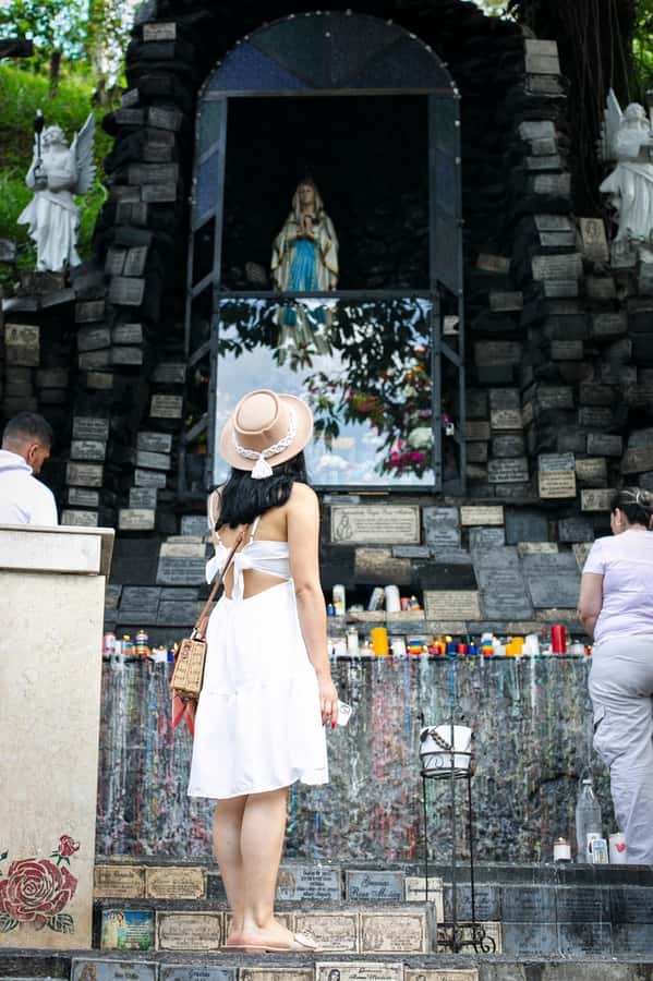 Medellín: Pablo Escobar Tour incl. museum & transportation - Key highlights worth your time