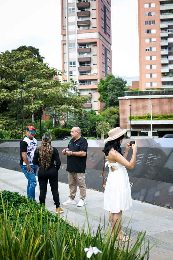 Medellín: Pablo Escobar Tour with Guide and Transportation - Getting the most out of the day: shoes, pacing, and attitude