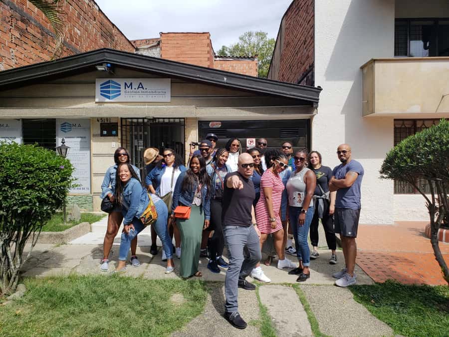 Medellin: Private 3-Hour Pablo Escobar Tour - Two departure times, and how to choose