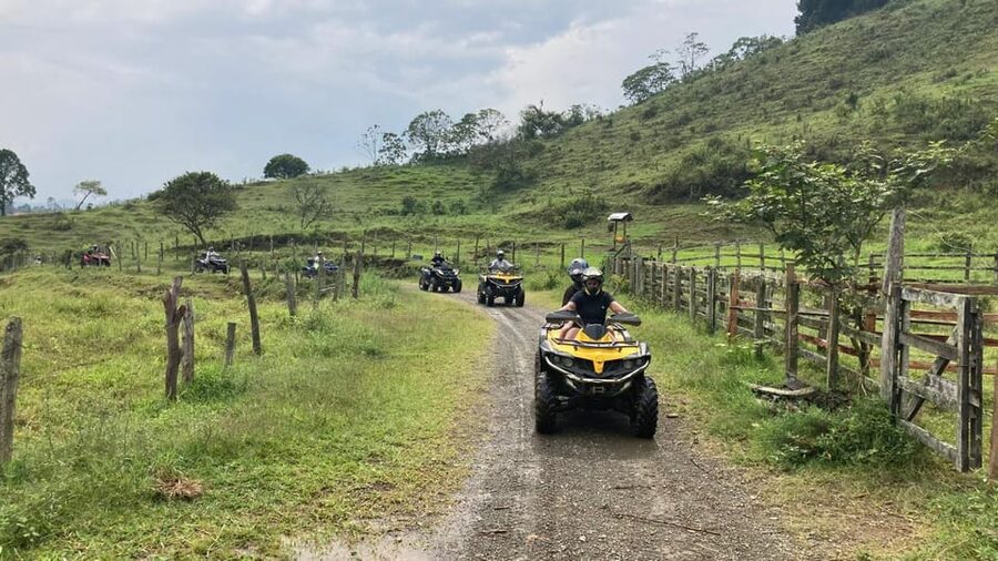 Medellin: Private ATV TOUR 1.5H - The Return Route: New Perspectives Without Wasting Time