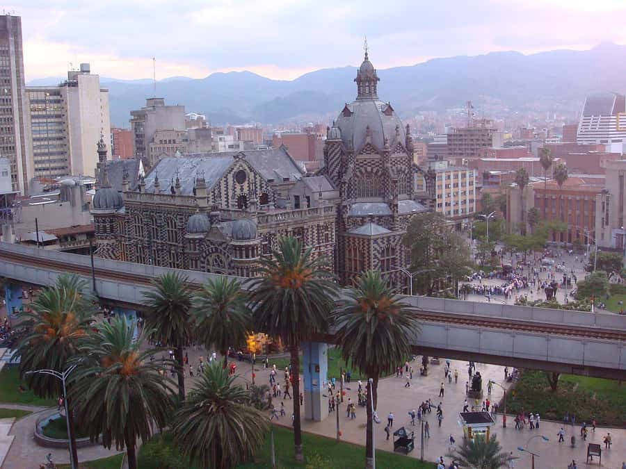 Medellin: Private City Tour - Pickup at Cra. 48 #5510, then straight into the landmarks
