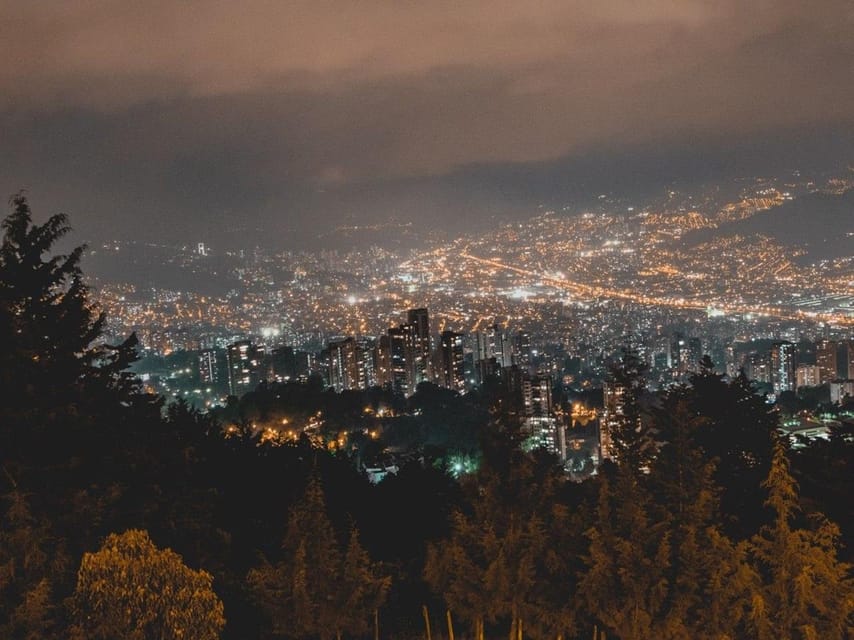Medellín: Private Food Tour With The Best Viewpoints. - Private transport, pickup zones, and pacing that actually feels human