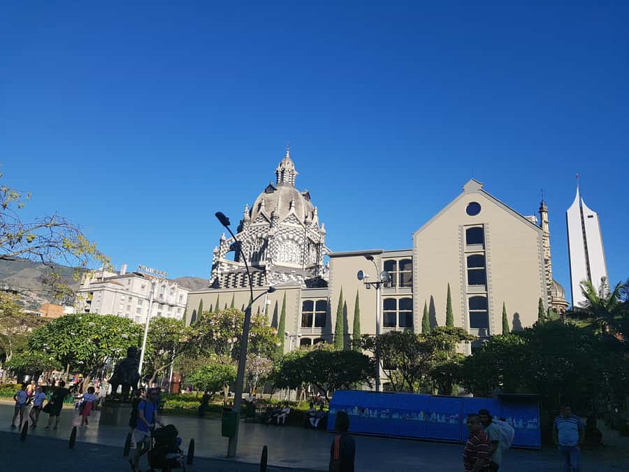 Medellín: Private Pablo Escobar and City Tour - Price and Value for a 6-hour Private Medellín Day