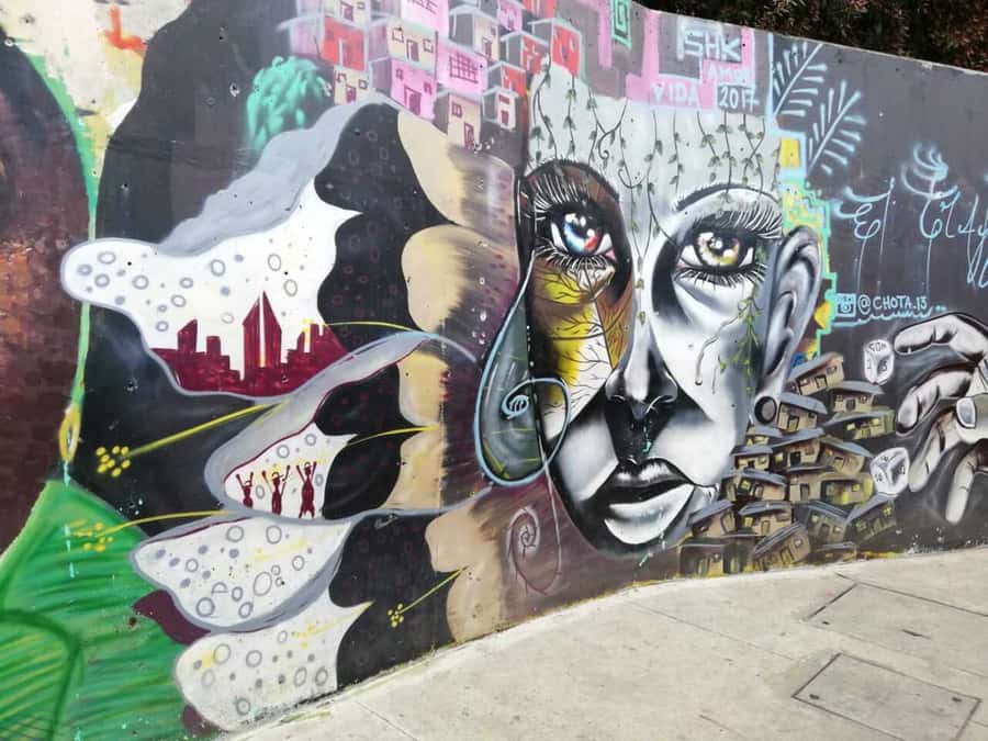 Medellín: Private Pablo Escobar and Comuna 13 Tour - Comuna 13: street art, real stories, and the education thread