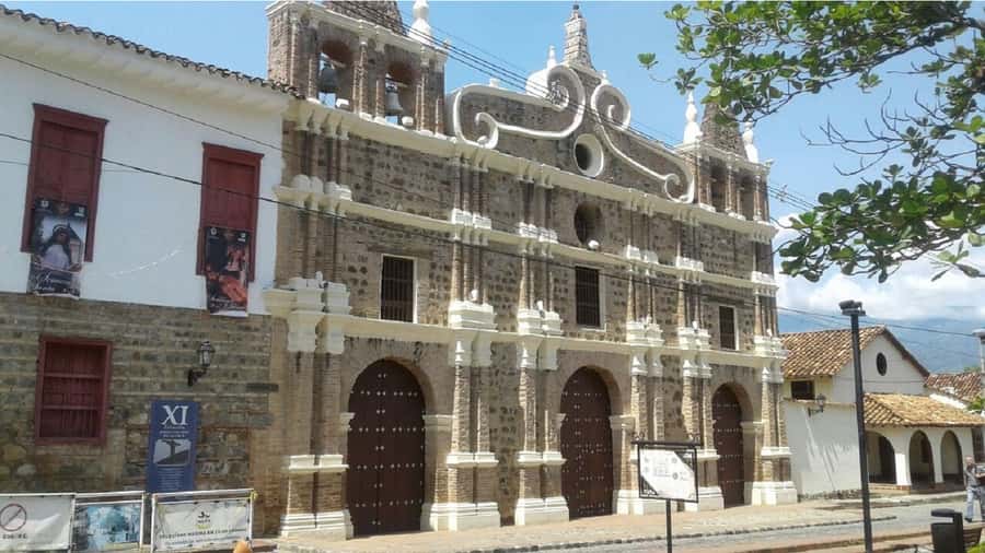 Medellin: Santa Fe de Antioquia Guided Day Trip - Who should book this Santa Fe de Antioquia day trip?
