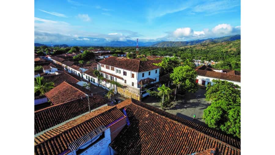 Medellin: Santa Fe de Antioquia Guided Day Trip - The Cauca River and Puente Colgante de Occidente