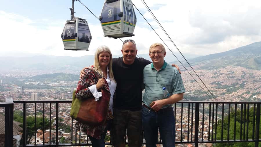 Medellín: Walking Tour with Cable Car and Botero Plaza - From Hotel Pickup to Andes Views, Starting Smooth