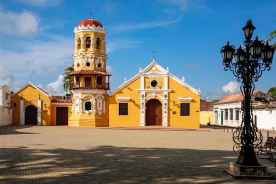 Mompox Caribbean Routes - A Long Ride Worth It: Cartagena to Mompox on the Road