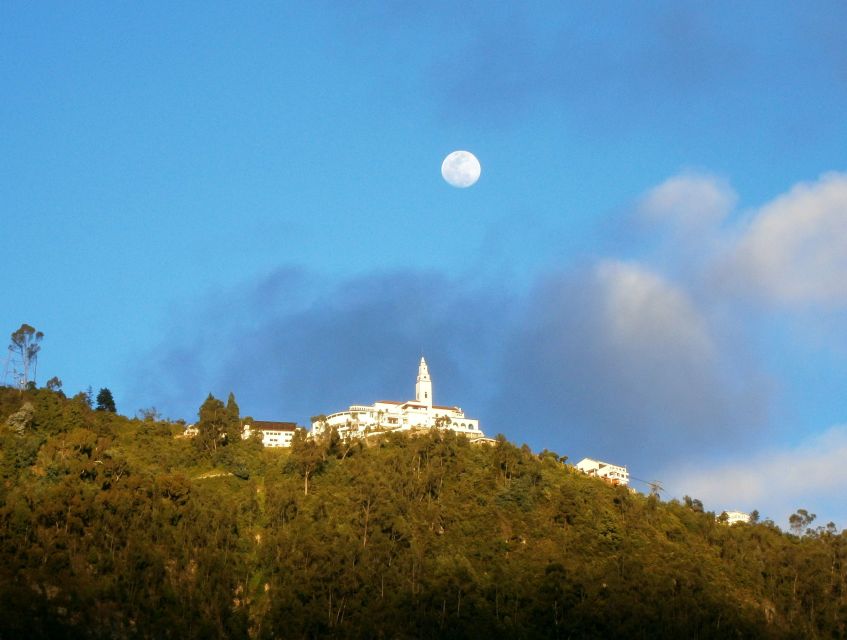 Monserrate Express tour 3 hrs - VIP skip-the-line: why it matters on a popular sanctuary