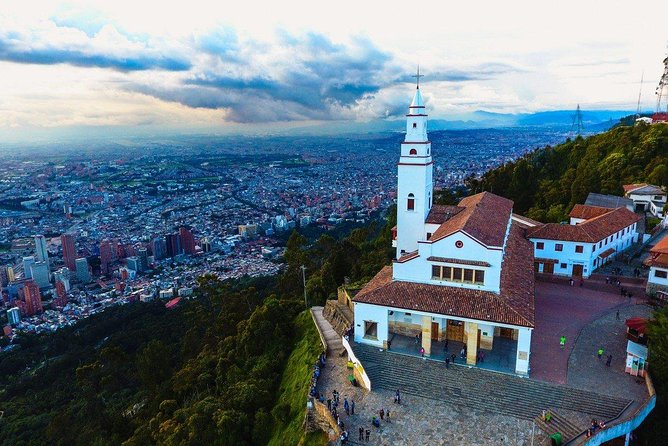 Monserrate Tour in Bogotá Including Tickets - Walking the Hill with a Guide: What the Via Crucis Path Feels Like