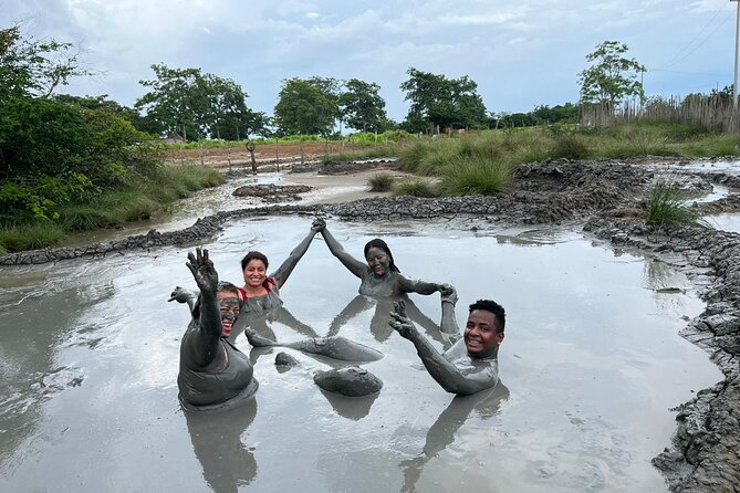 Natural Spa in Turbaco : Mud Therapy and Local Culture - Getting ready: WhatsApp, ID photo, and a smooth start