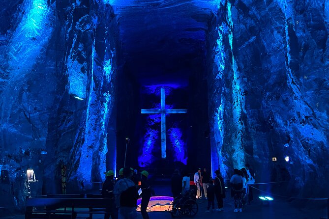 New & Cheapest ZIPAQUIRA & GUATAVITA LAKE Visit 5 Sites/PICKUP - Tocancipá Scenery Stop: When the Drive Becomes Part of the Sightseeing