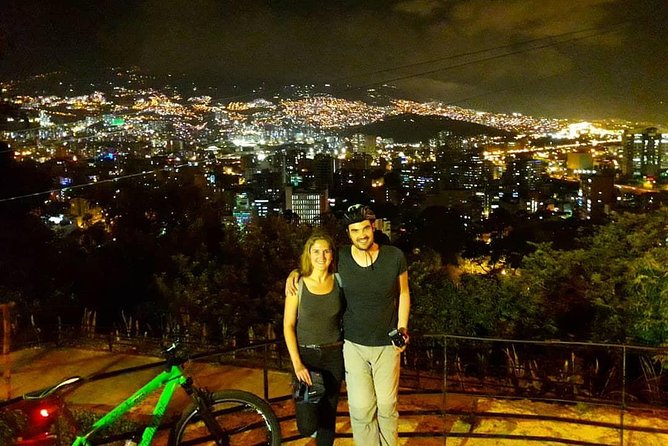 Night Bike Tour In Medellin, Typical Snacks, Beer and Spectacular Viewpoints - Pueblito Paisa After Dark: The Viewpoint Stop You’ll Remember