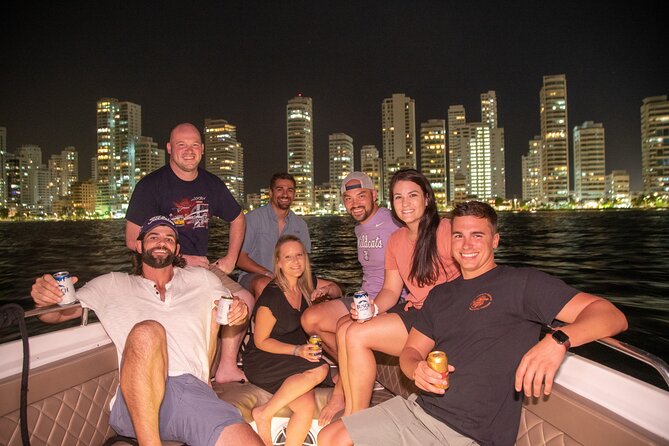 Night Boat Party - Private Boat Rental - Cholonsito and Amalife Beach Club: your one-hour breather