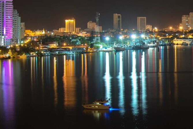 Night Boat Rental in Cartagena Bay - Price and value: what $320 per group really means