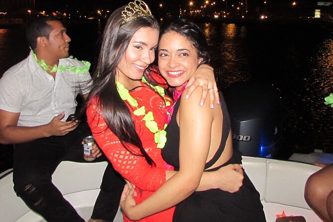 Night Boat Rental in Cartagena Bay - English support and getting the most out of your rental