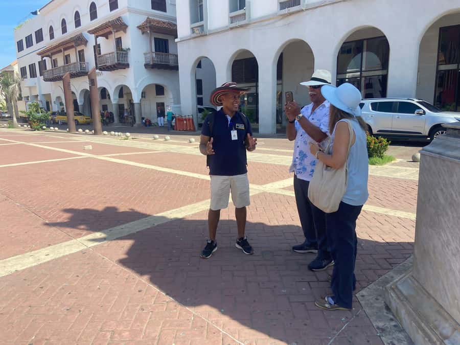 Old City Cartagena Private Tour - A 3-hour private route that actually feels like Cartagena