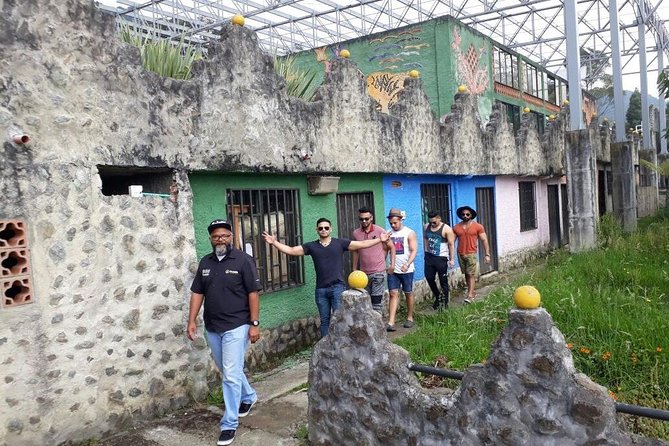 Pablo Escobar and Comuna 13 Small-Group Half-Day Tour - Stop 1: Parque Memorial Inflexion, a victims-first opening