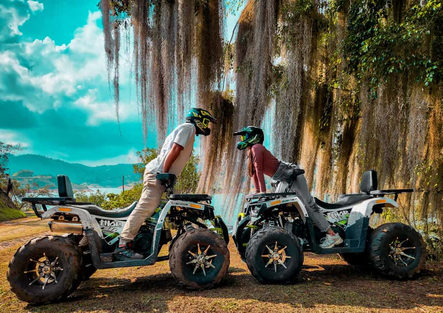 Pablo Escobar Mansion+Paintball+Boat+ATV (Private Guatape) - Key highlights at a glance