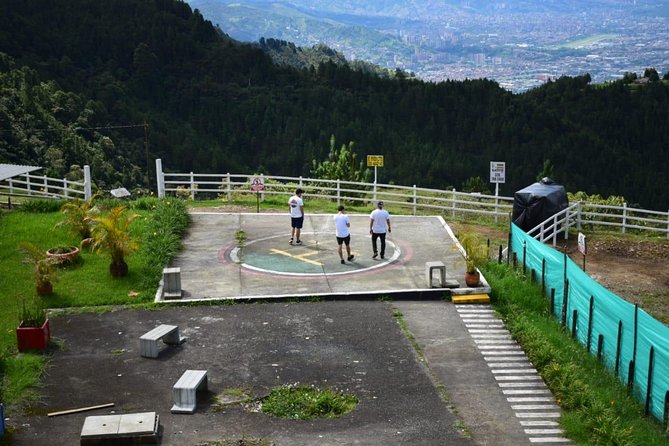 Pablo Escobar Tour : Museum, History and Beer - Comuna 13 and the Pablo Escobar Family Museum