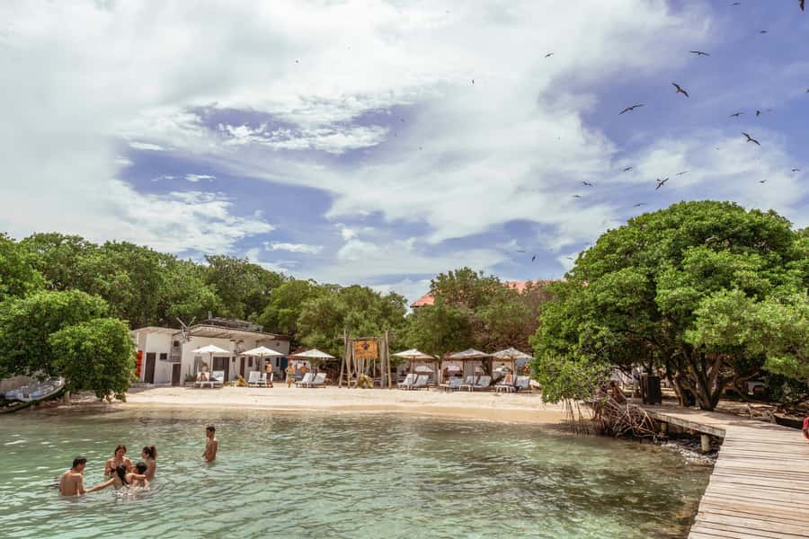 PAO PAO BEACH CLUB - Timing and getting there from La Bodeguita Pier