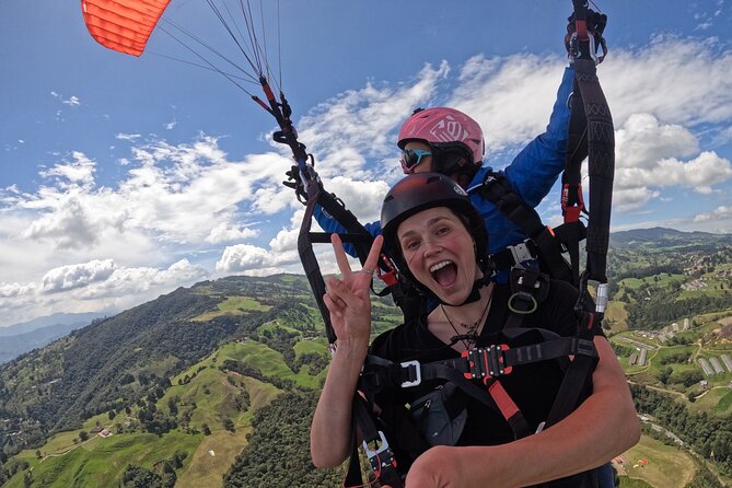 Paragliding flight in Medellin - Key things to know before you go