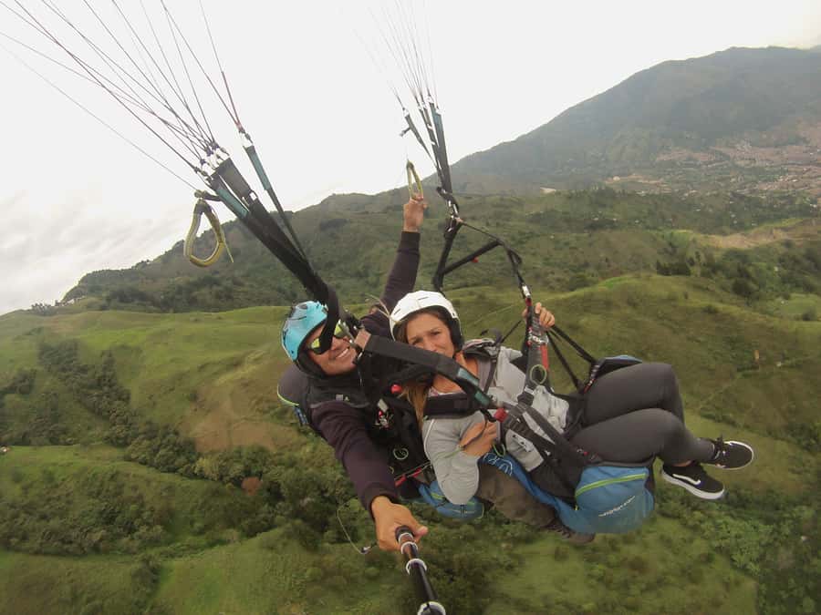 Paragliding Trip with Certified Pilots + Transportation - Quick take