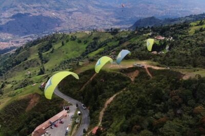Parapente Zona De Vuelo En Medellín