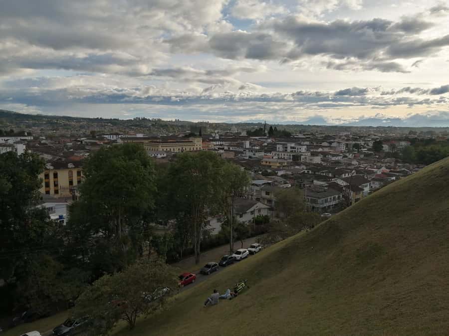 Popayán: Gastronomic Wonders and City Tour - Guide support in English and Spanish (and how translation works)
