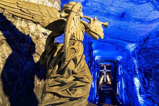 Private and exclusive tour Sal Zipaquirá Cathedral and coffee tasting - Entering the Salt Cathedral, where the mine becomes a cathedral