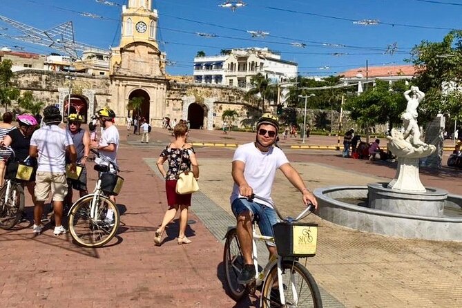private bike tour - Meeting at Torre del Reloj and getting set for a smooth start