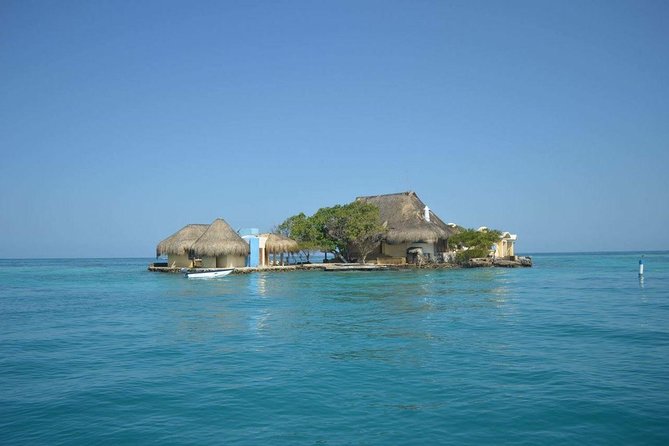 Private Boat to Rosario Islands & Barú - The Boat, Crew, and Personal Service: The Part That Gets Repeated in Reviews