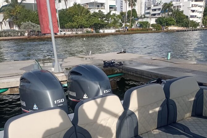 Private Boat Tour of the Rosario Islands - Stop 2: Cholón party island, marked areas, and boat-to-party energy