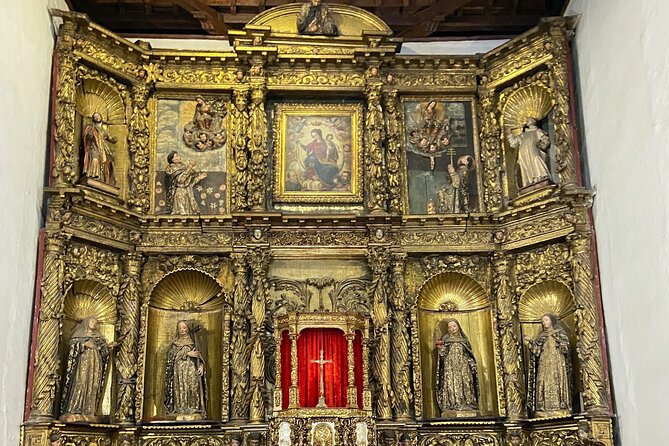 Private Bogotá City Experience: Enjoy all Must See Attractions in Bogotá. - Plaza de Bolívar: independence-era context around the main square