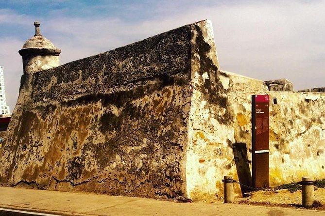 Private City Tour in executive vehicle - Bocagrande beach and modern Cartagena bay views