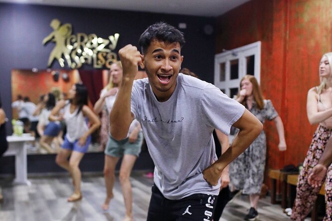 Private Dance Lessons in Cartagena - Meeting Crazy Salsa in Getsemaní (and the Centro Backup)