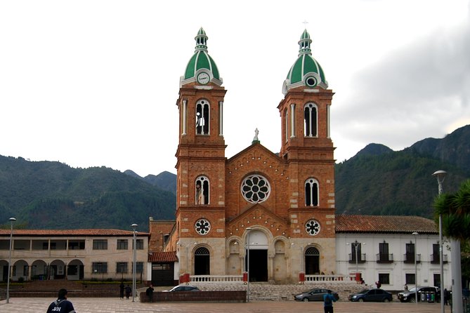 Private Day Trip to Traditional Towns Around Bogotá (9 Hrs.) - Key highlights worth planning around