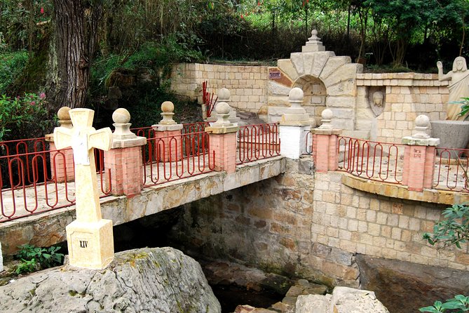 Private Day Trip to Traditional Towns Around Bogotá (9 Hrs.) - How the Guide Changes the Day: Bryon Leon and Joel as Examples