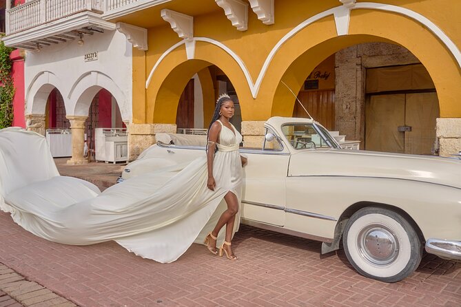 Private Flying Dress Photoshoot in Cartagena - How the Photographer Guides You to Look Natural While Twirling