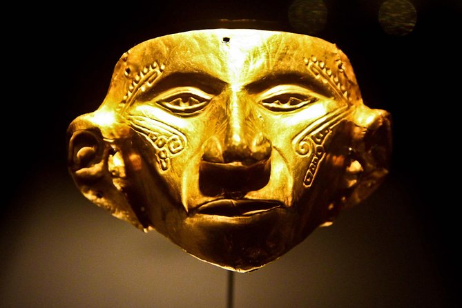 Private Guided Tour of Bogotá's Gold Museum with Transport - Museo del Oro, founded in 1939: how your guide turns objects into stories