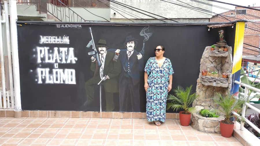 Private Pablo Escobar Tour - Dark days and the new Medellin - What the guide adds: stories you can actually use