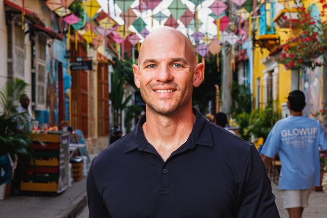 Private Photo Session through the Streets of Cartagena - Price and value: what $75 per person really buys you