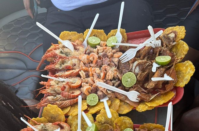 Private Speed Boat Rental in Cartagena - Isla Baru: the final beach club hour