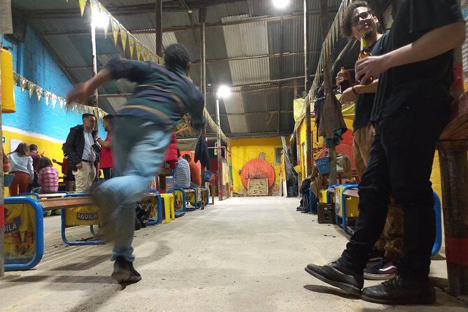 Private Tejo Play in Bogota - Your Tejo session on a traditional court, what to expect