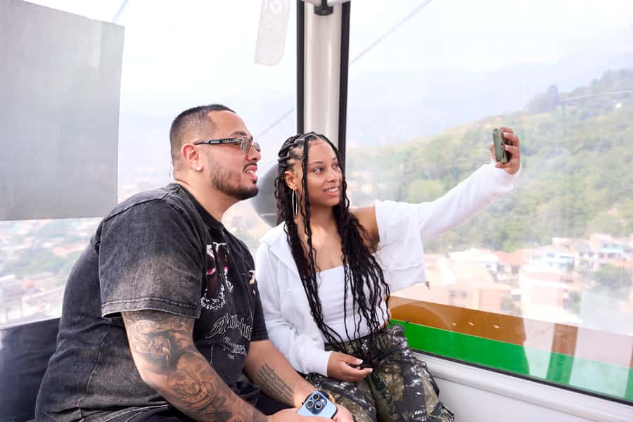 Private Tour Comuna 13 with Cable Car - The Metro Cable Ride: Views That Make Medellín Make Sense