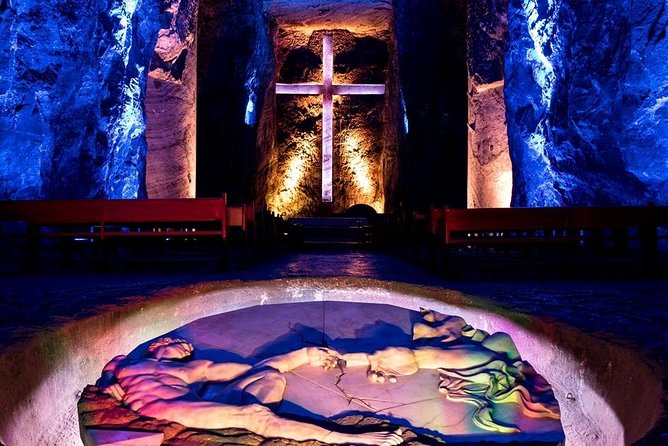 Private Tour: Guatavita, Salt Cathedral & Local Cuisine - Returning to Bogotá: the last hour matters